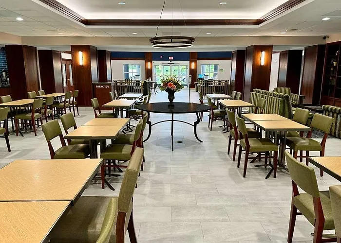La Quinta By Wyndham Bannockburn-deerfield