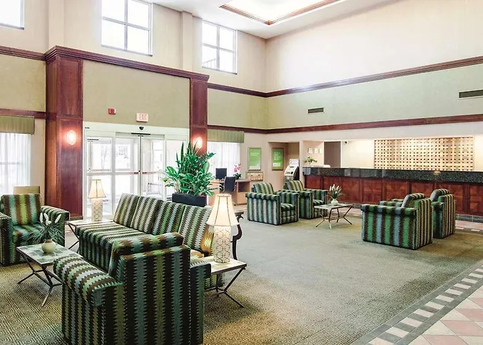 Hotel La Quinta By Wyndham Bannockburn-deerfield