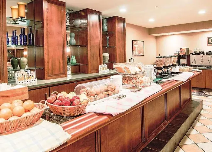 La Quinta By Wyndham Bannockburn-deerfield