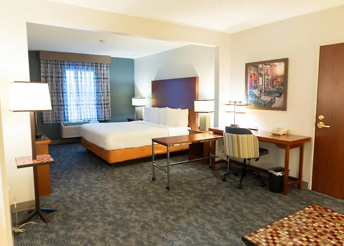 La Quinta By Wyndham Bannockburn-deerfield Hotel