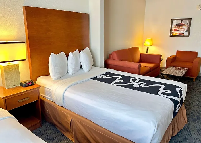 La Quinta By Wyndham Bannockburn-deerfield Hotel Bannockburn