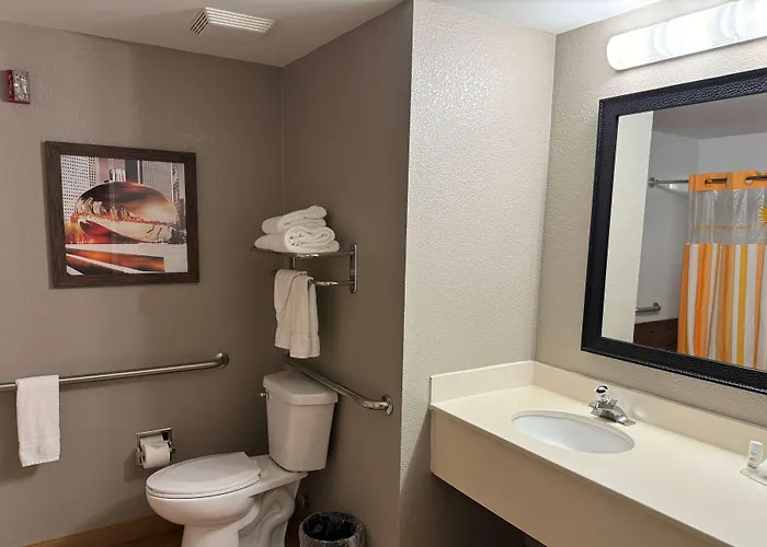 La Quinta By Wyndham Bannockburn-deerfield Bannockburn