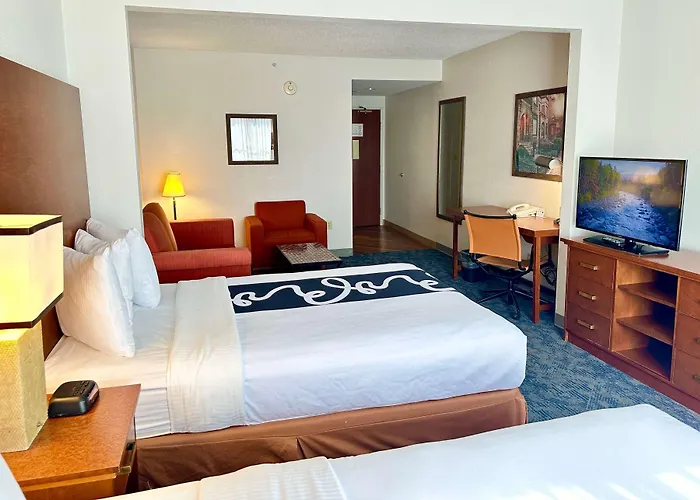 La Quinta By Wyndham Bannockburn-deerfield